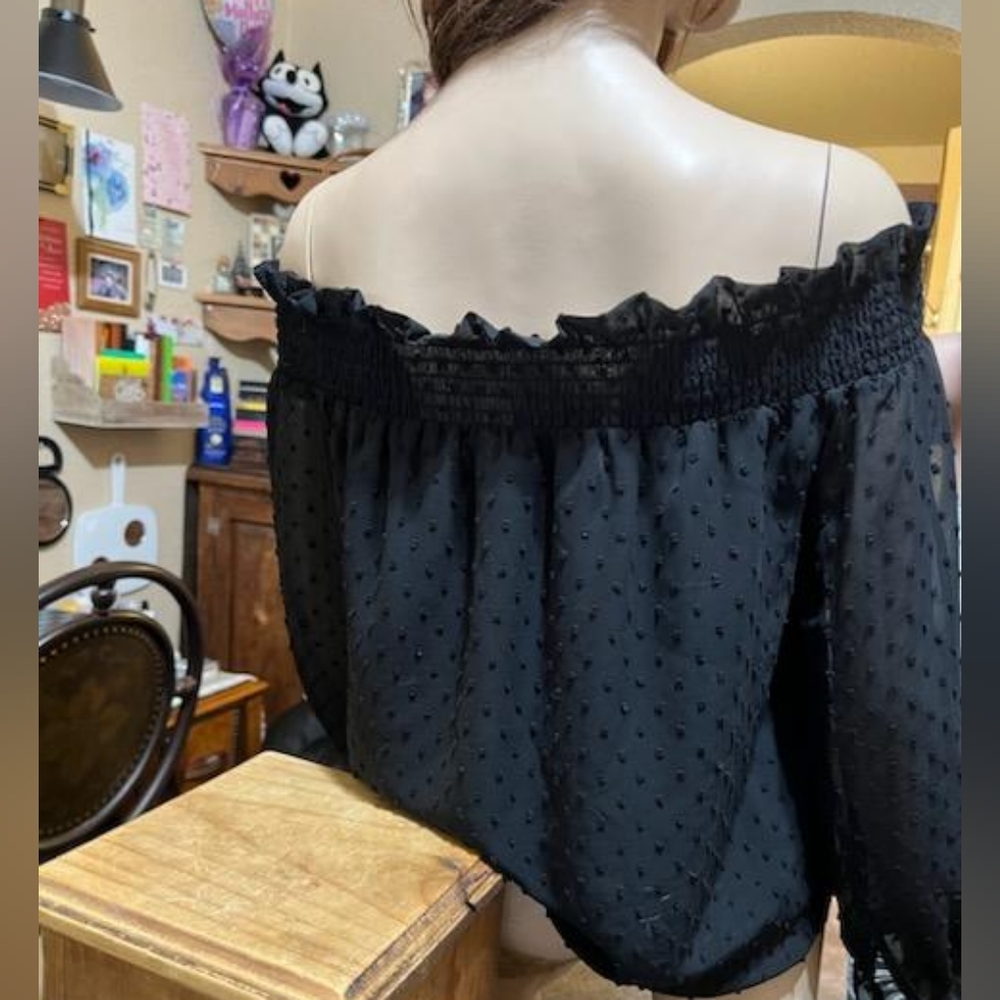 Divided Blouse - Picture 4 of 6